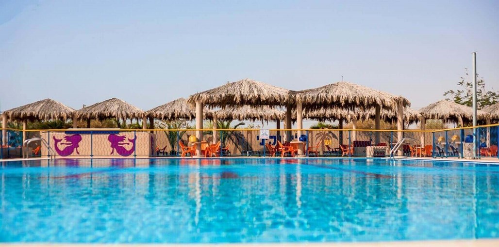 ביאנקיני כפר נופש בריכה_חצי_אולימפית_(5).jpg