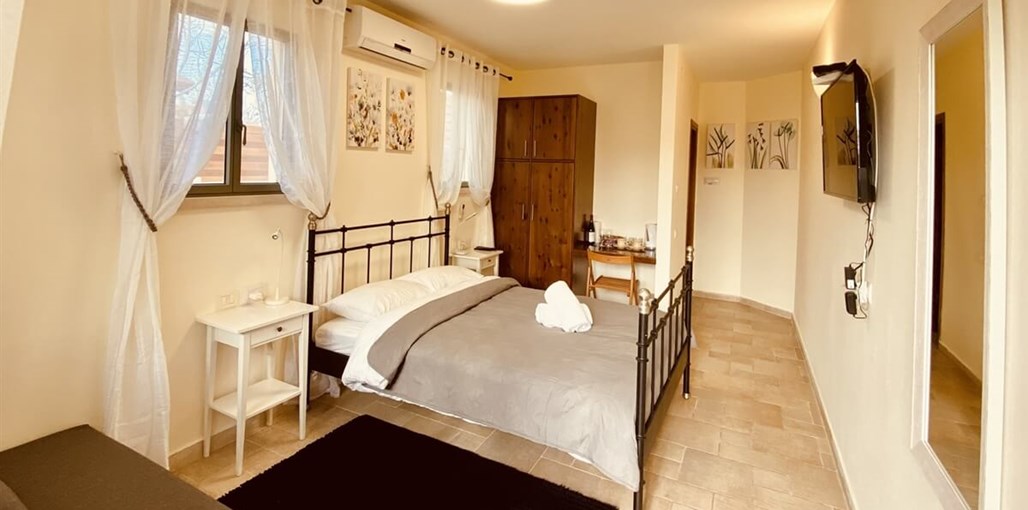 צימרים וילה במצוק צימר 4 (6).jpeg