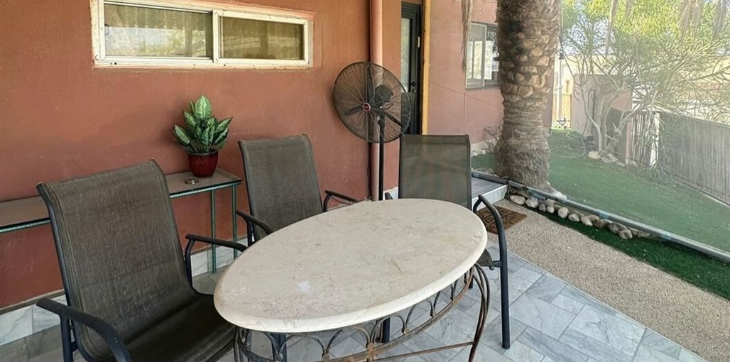 הפינוקים של רוזי חוץ (2).jpg