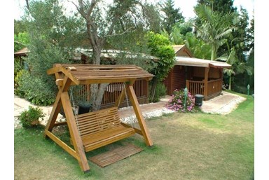 חלום בכפר - החצר