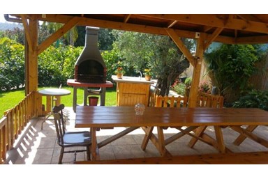 חלום בכפר - משפחתית באלס