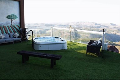 אהבה בגבהים  - הנוף הציורי והסביבה