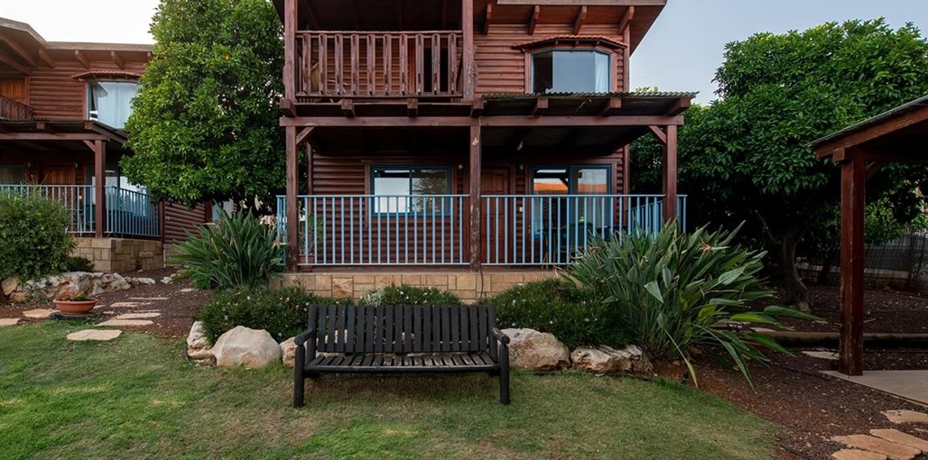 נופים בדישון החצר (5).jpg