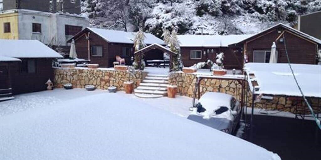 מעל העננים חורפי וחצר (3).jpg