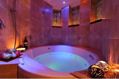 פתאום כתום - הסוויטות