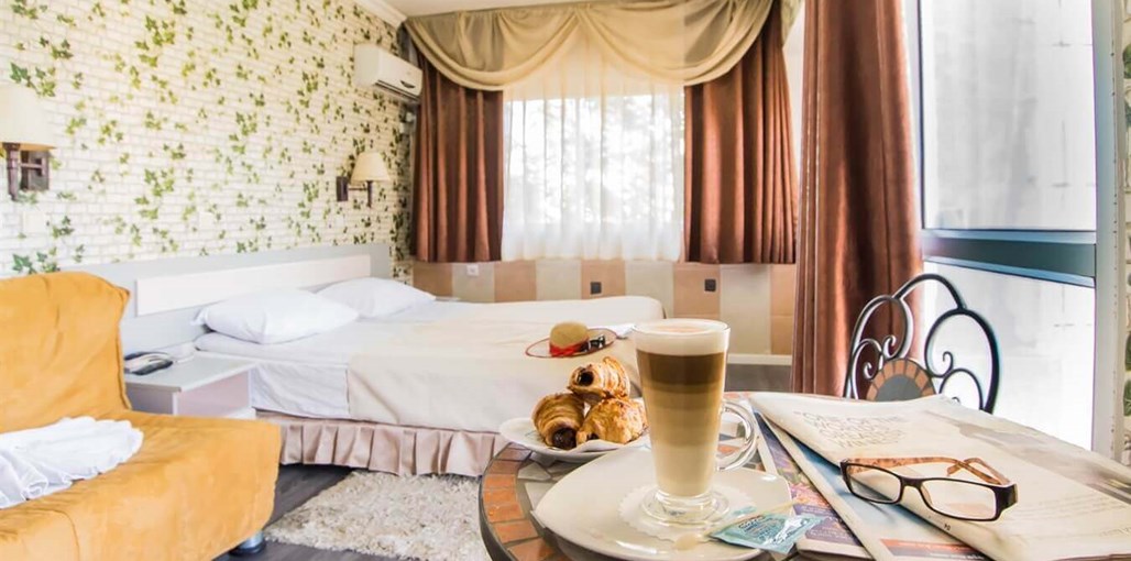 "אלסקה אין"-מלון בוטיק גלילי ייחודי זוגי (9).jpg