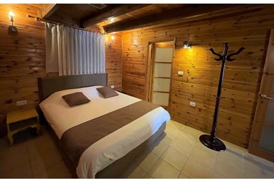 אחוזת ברש - הבקתות