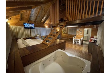 אחוזת ברש - סוויטת עץ