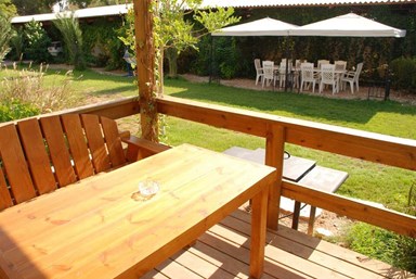 בקתה בערבה - חצר הצימרים