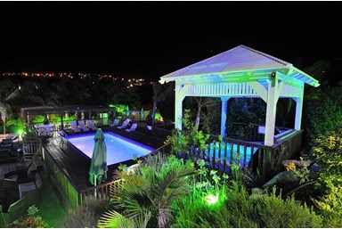 טרופי צימר  spa & resort - חצר, בריכה וספא