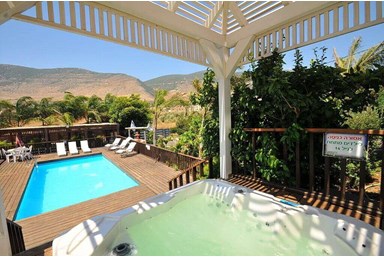 טרופי צימר  spa & resort - חצר, בריכה וספא