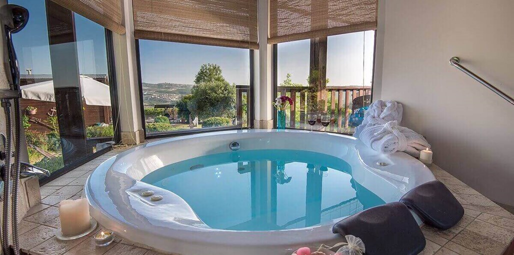 מרגנית בגליל לוטוס (4).jpg