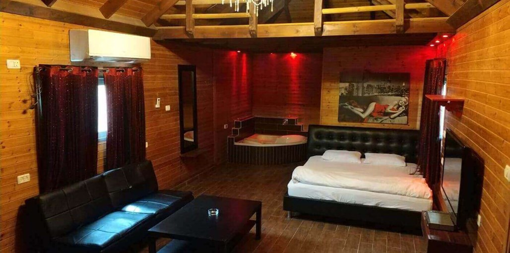 לאונצ'ו אדום (5).jpg