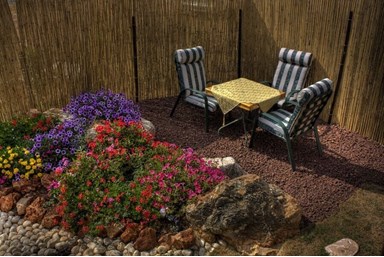 זוהר של זיכרונות - הבריכה 