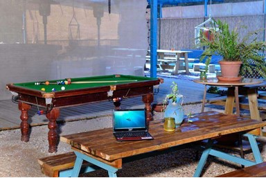 החווה של אדם  - המטבח המשותף והחצר