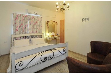 שוויצריה בגליל - בקתות סטודיו 1-2