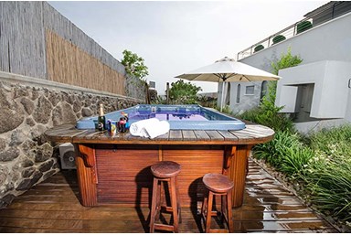 סוויטות black & white