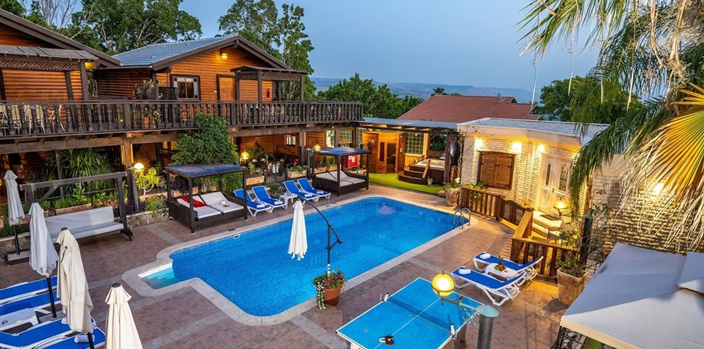 פנינה בגולן מתחם החוץ  (6).jpg