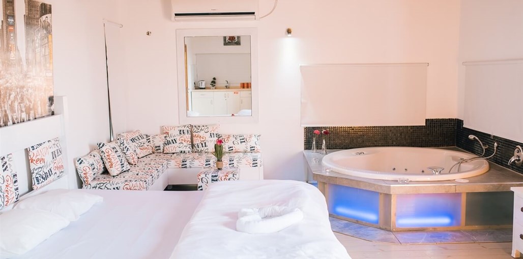 פנינת החלומות שנהב_(2).jpg