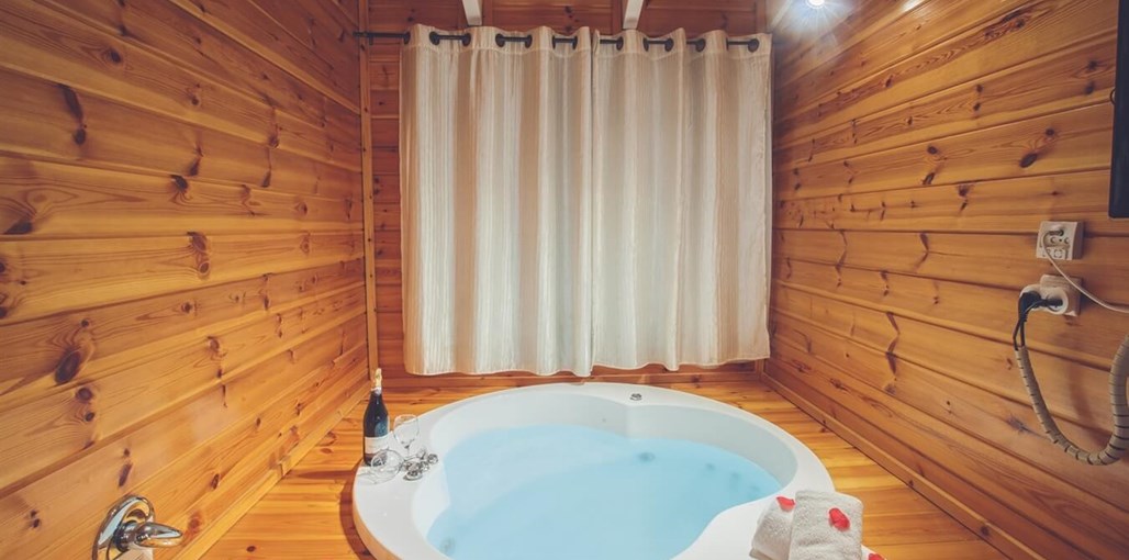 פנינת החלומות דף הבית +חלום.jpg