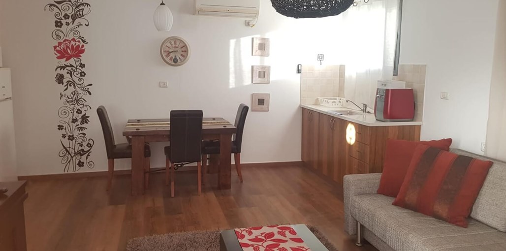 מקום לחלום מקום לחלום - בקתת תמר (1).jpeg