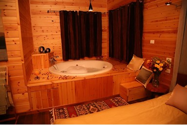 מקום לחלום - בקתות עץ