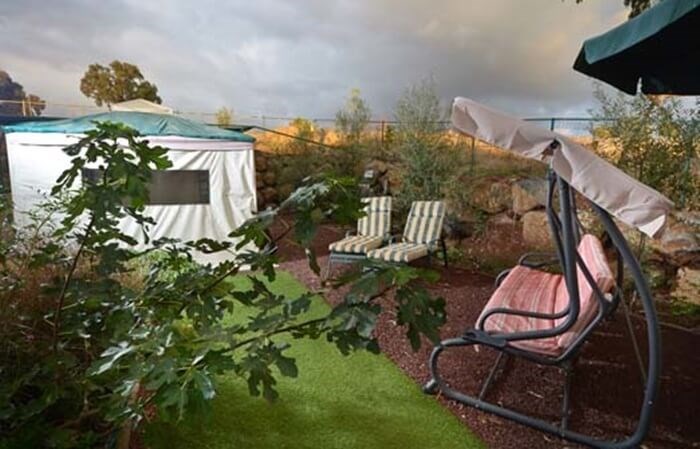 ללון ברמה חצר ונוף (2).jpg