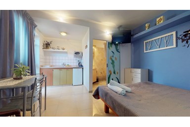 חורשה במדבר - יחידת אקליפטוס