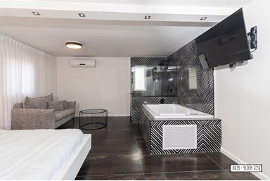 אתנחתא בגלבוע - סוויטת גאיה