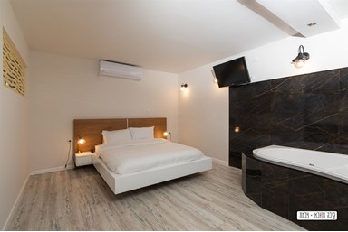 אתנחתא בגלבוע - סוויטת ונוס