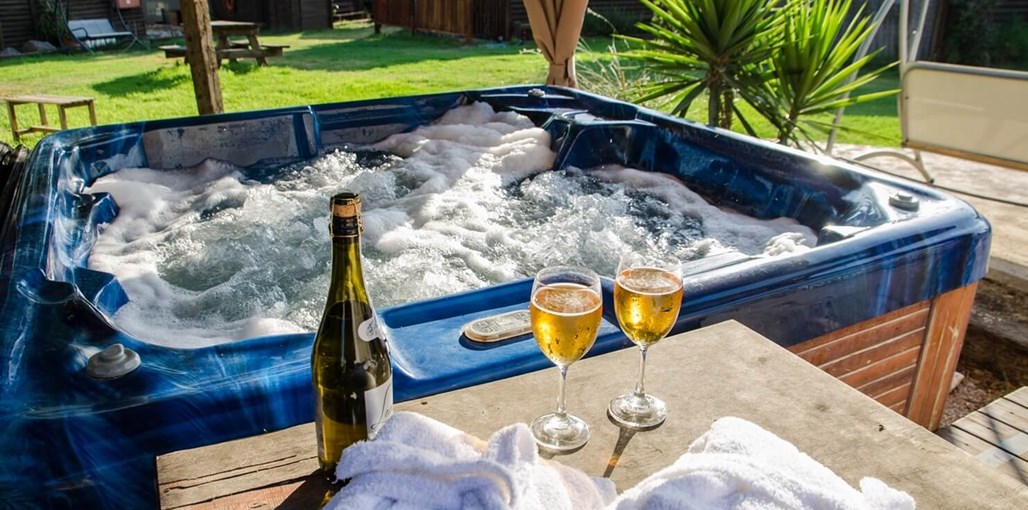 דרור בתבור הבריכה והחצר (29).jpg