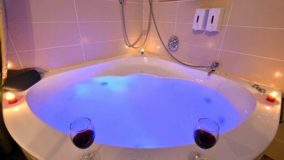 אחוזת רוטשילד דף הבית (3).jpeg