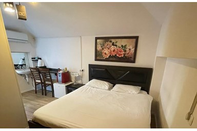 אחוזת רוטשילד - חדר זוגי לילך