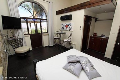 אחוזת קיסדורנא - סוויטת דניאלה