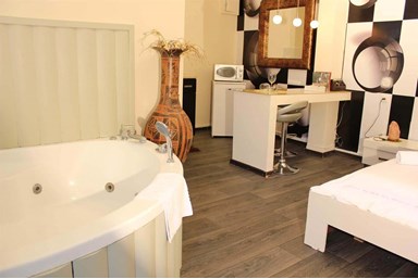 אחוזת קיסדורנא - סוויטת עדן