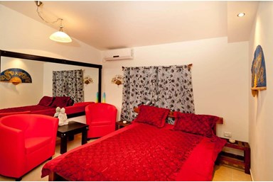 משק 75 - חדר אירוח - יפן