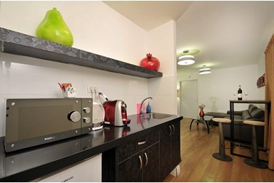 חוות כנרת - אירוח כפרי - החצר והסביבה