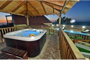 אחוזת מיכל - הבקתות