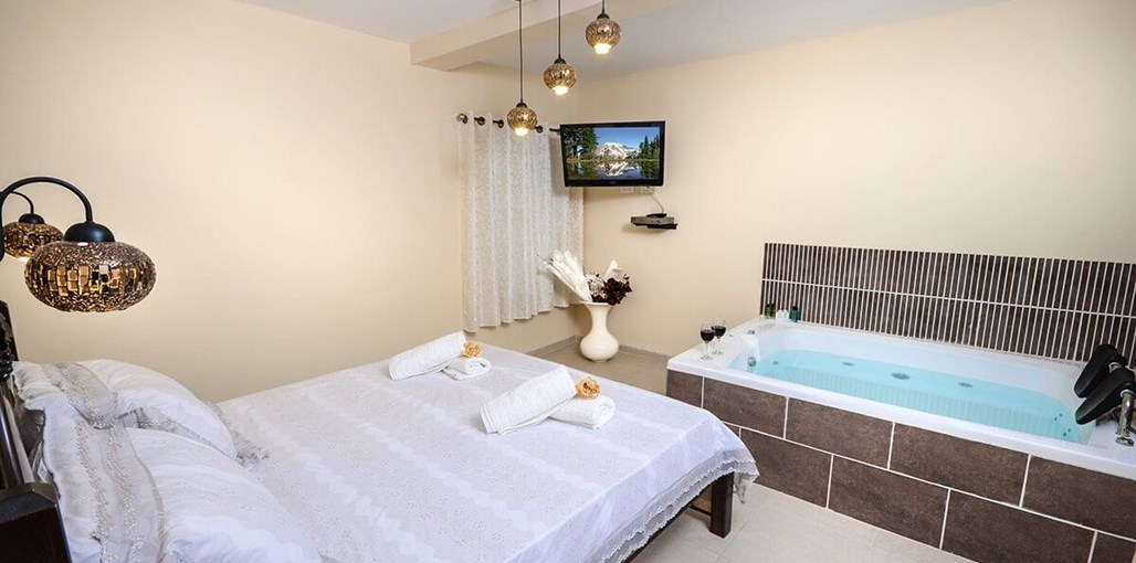 אחוזת הפרח בגני כלנית (5).jpg