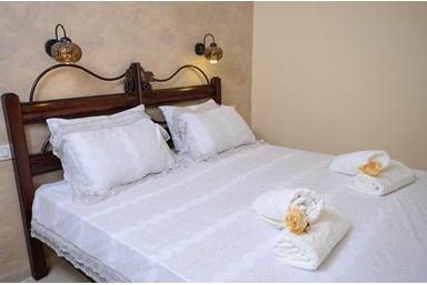 אחוזת הפרח בגני - כלנית