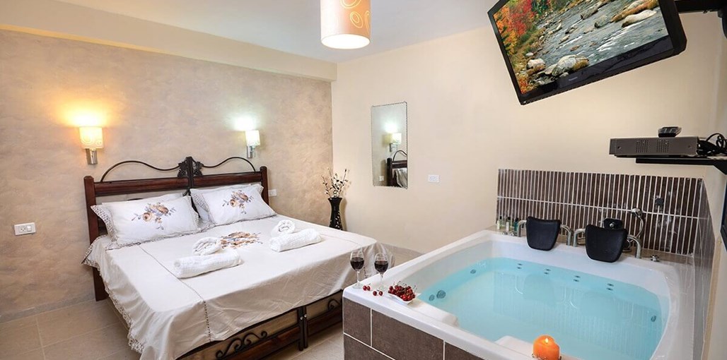 אחוזת הפרח בגני רקפת (6).jpg