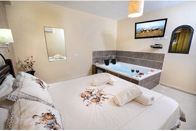 אחוזת הפרח בגני - רקפת