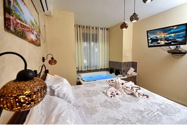 אחוזת הפרח בגני - נרקיס