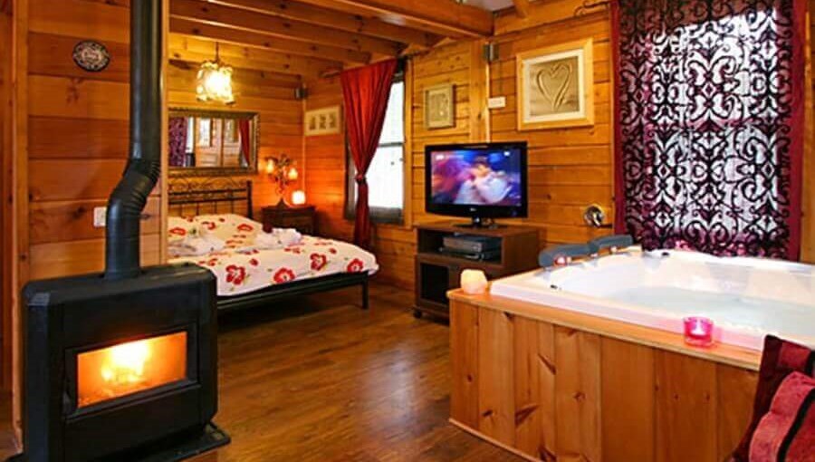 בקתה ברמה- מעלה גמלא הסוויטה (3).jpg