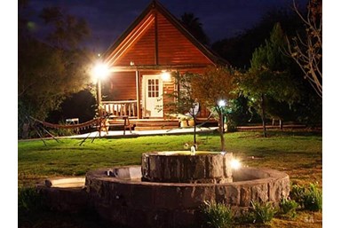 בקתה ברמה- מעלה גמלא - מתחם החוץ