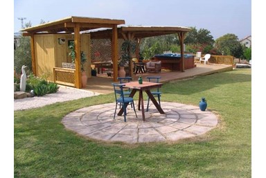 בקתה ברמה- מעלה גמלא