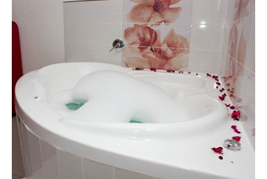 מלכת שבא תלמי בילו - סוויטת עדן