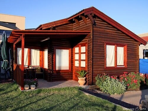 קסם האשוח הגינה והנוף (1).jpg