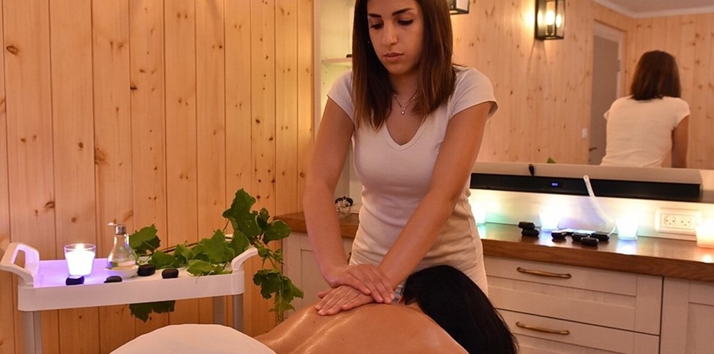 White סוויטות מפנקות מול החרמון טיפולי ספא (2).JPG