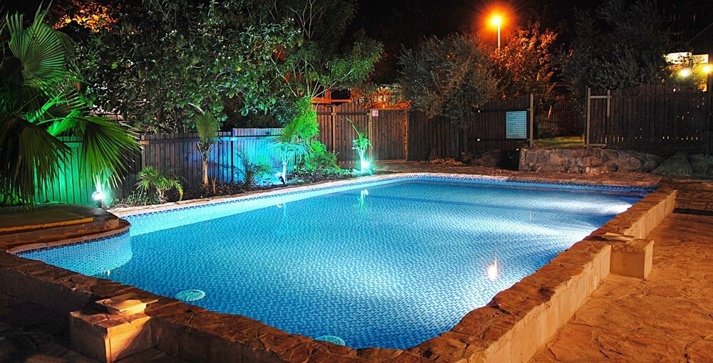 אחוזת אור הגולן הבריכה04.JPG